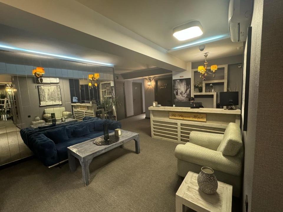 The Phoenix Boutique Hotel Yerevan Exterior photo